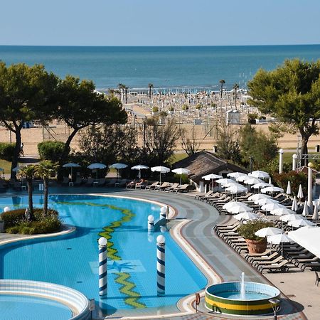 Aparthotel Holiday Bibione Esterno foto