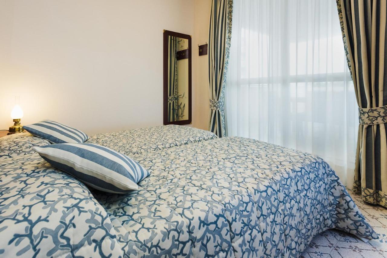 Aparthotel Holiday Bibione Esterno foto