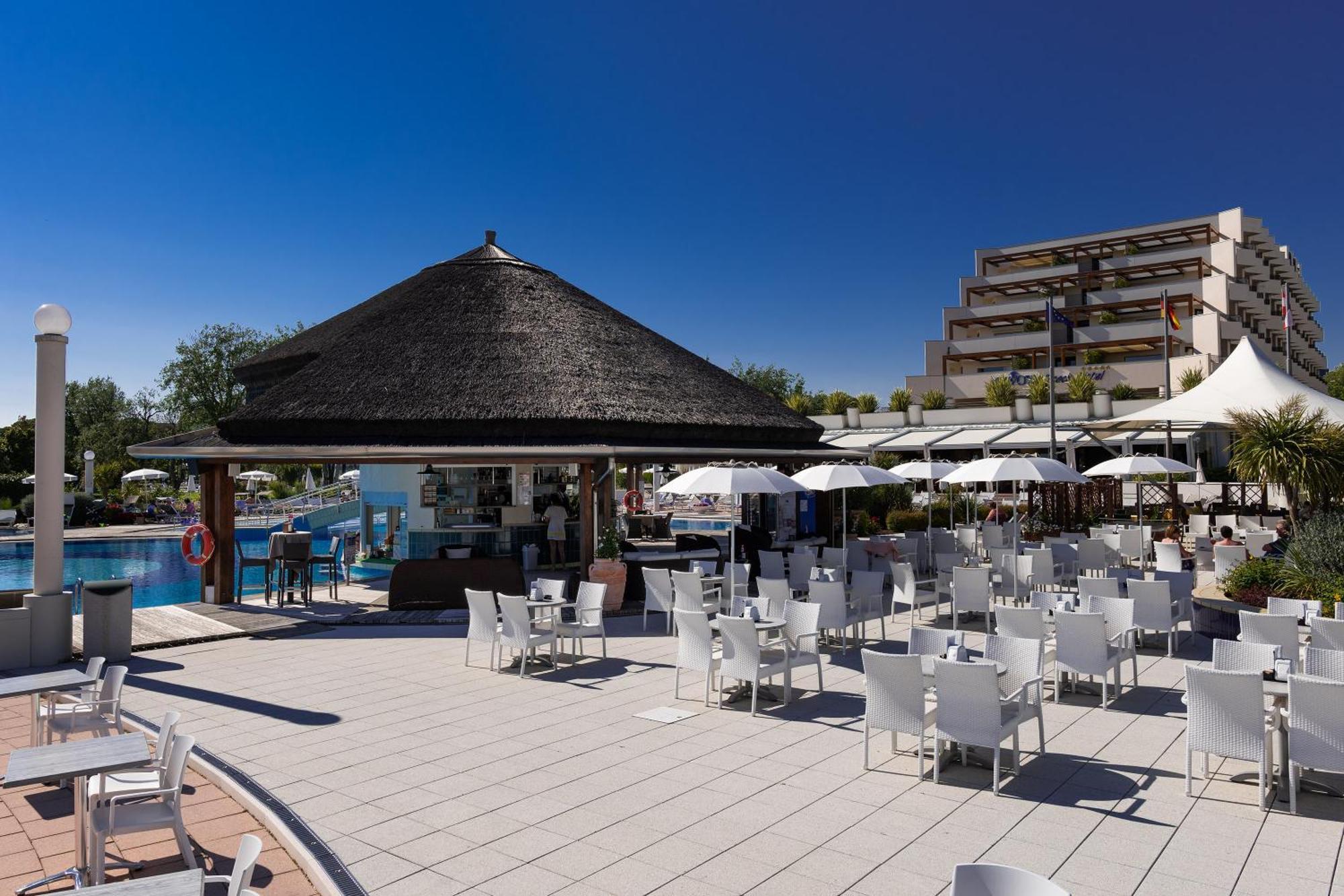 Aparthotel Holiday Bibione Esterno foto