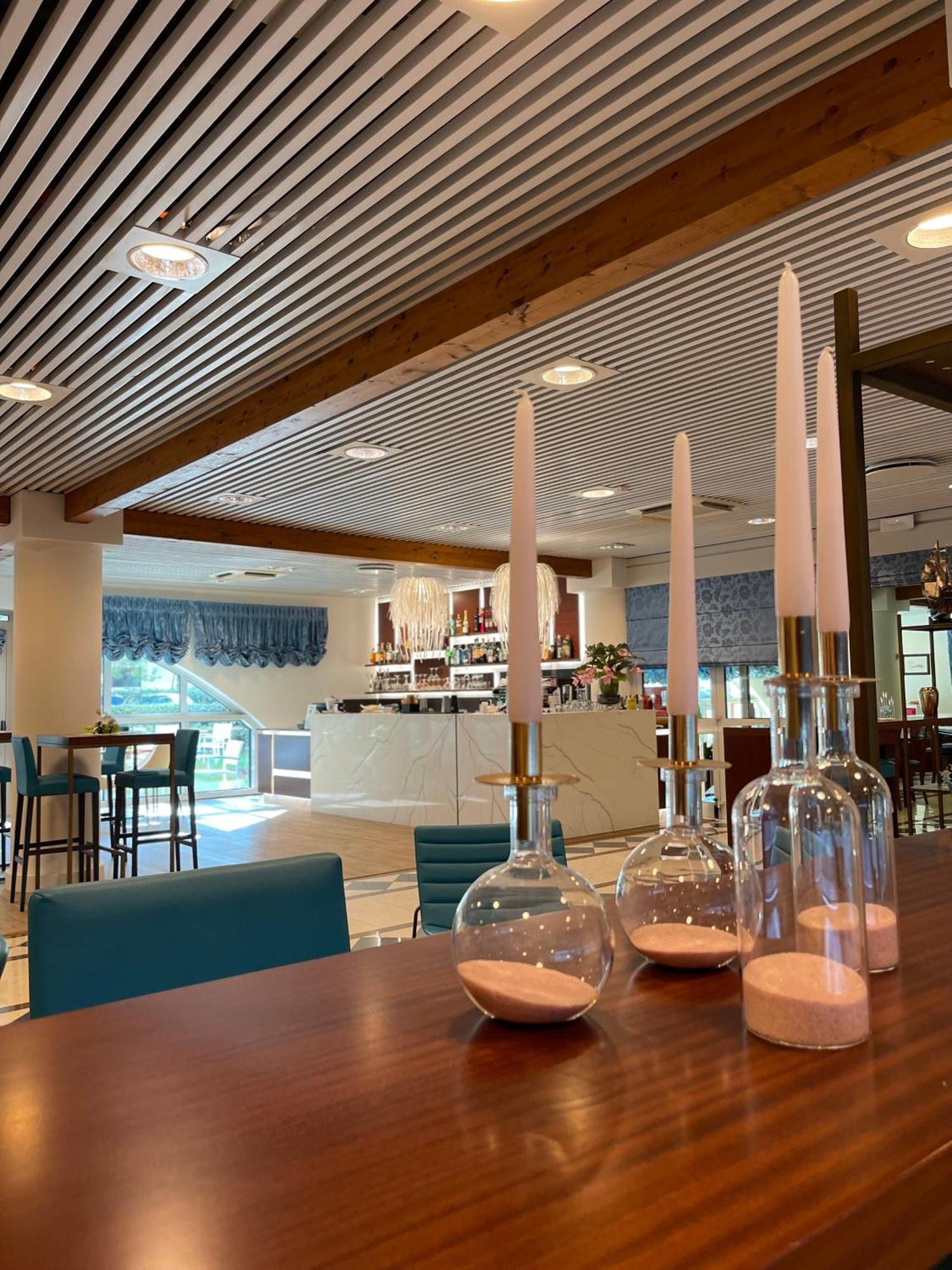 Aparthotel Holiday Bibione Esterno foto