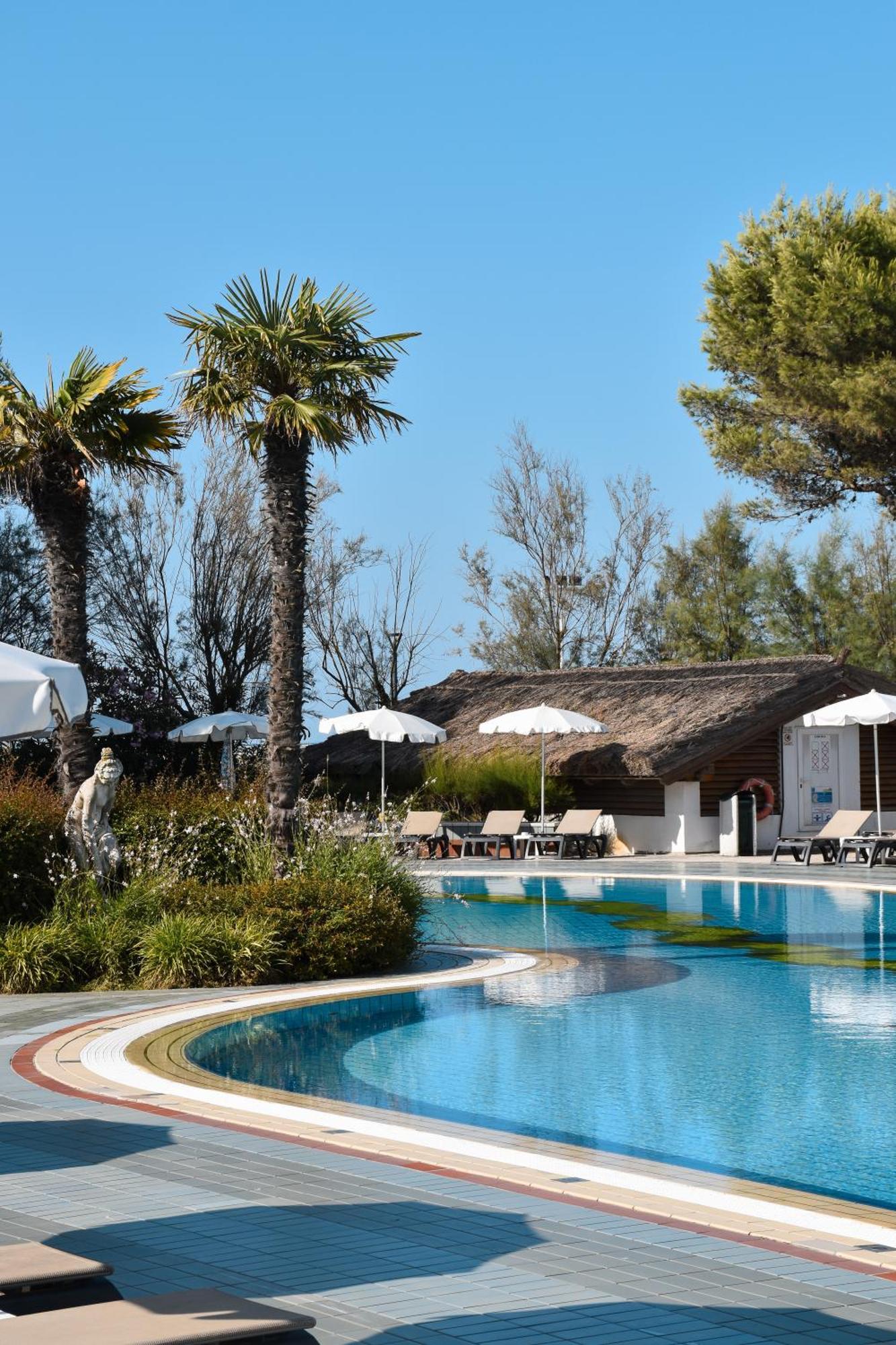Aparthotel Holiday Bibione Esterno foto